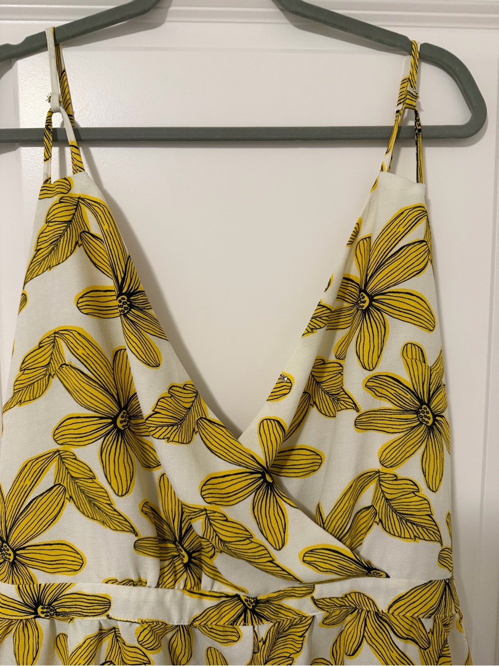 Renn White & Yellow Floral Spaghetti Strap Jumper
